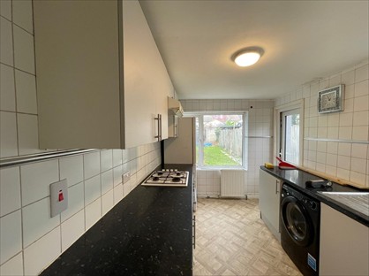 3 Bed End Terrace, Addington Road, CR0