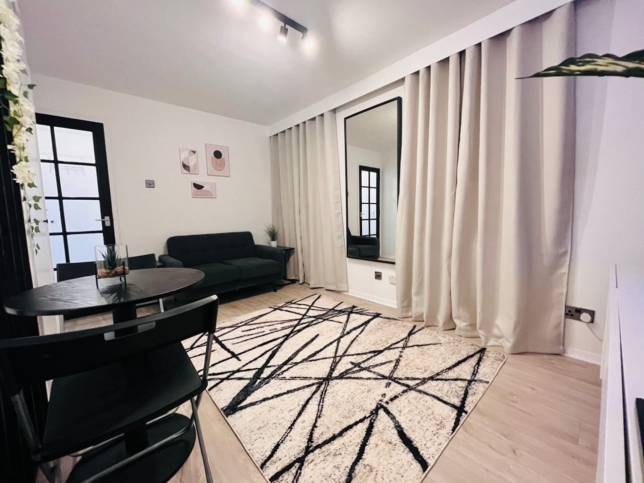 Studio Flat, Dobson House, SE14 photo 5