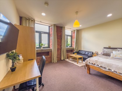 Studio Flat, Legrams Mill Residence, BD7