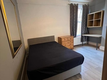 Room in a Shared House, Stratford Terrace, LS11