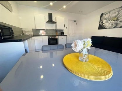 4 Bed Flat, Belmont Avenue, FY1