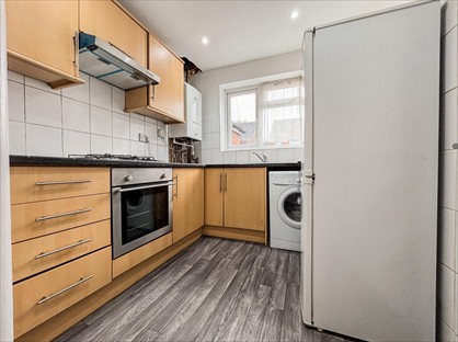 2 Bed Flat, Green Street, HP11