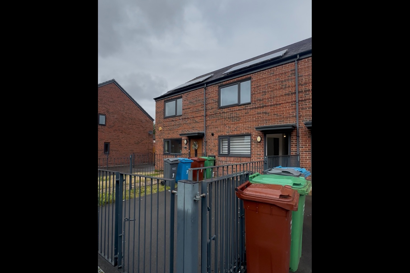 Room in a Shared House, Morton Hall Road, M12