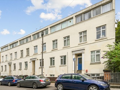 3 Bed Flat, Eastdown Park, SE13