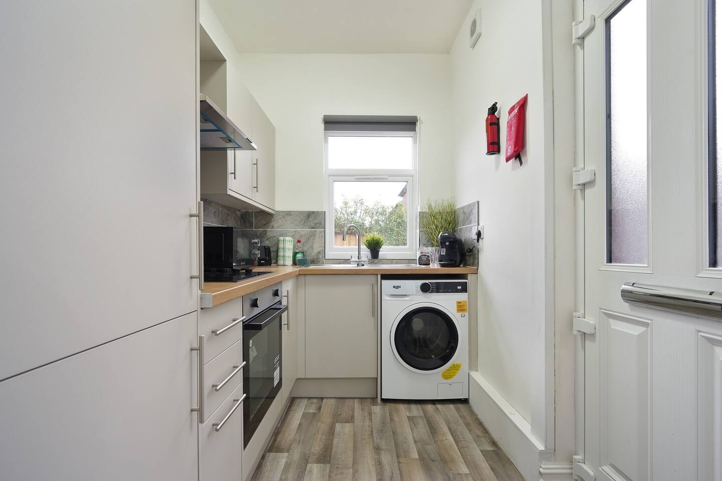 Additional image 11 of Room in a Shared House, Myrtle Road, S2, N1 7GU