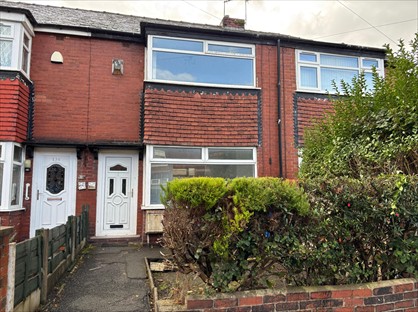 2 Bed Terraced House, Green Street, M24