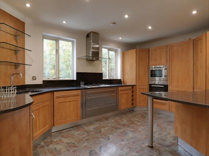 4 Bed Terraced House, Palatine Road, M20