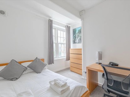 Room in a Shared Flat, Barnes House, NW1