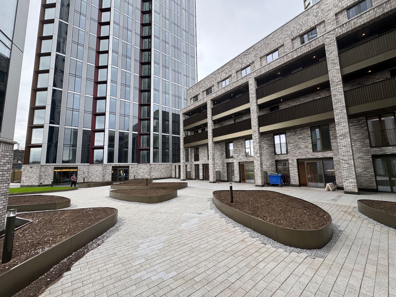 Manchester - 2 Bed Flat, Dantzic Street, M4 - To Rent Now for £1,700.00 p/m