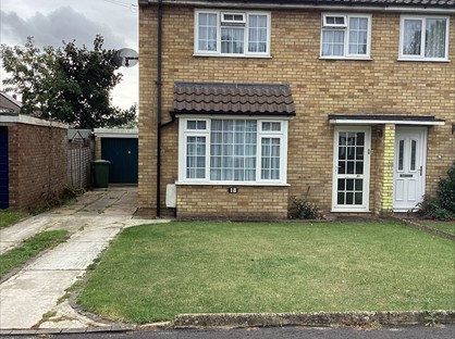 3 Bed Semi-Detached House, Barton Road, IP12