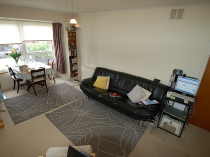 2 Bed Flat, Raffles House, NW4