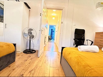 Room in a Shared Flat, Finchley Road, NW2