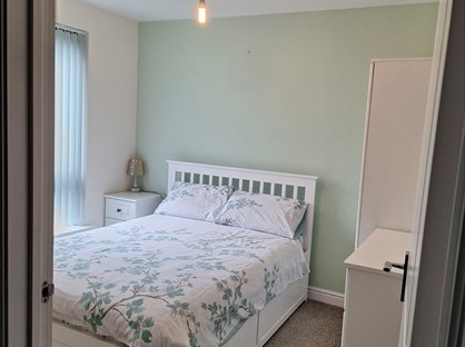 Room in a Shared House, Wall Street, PL1