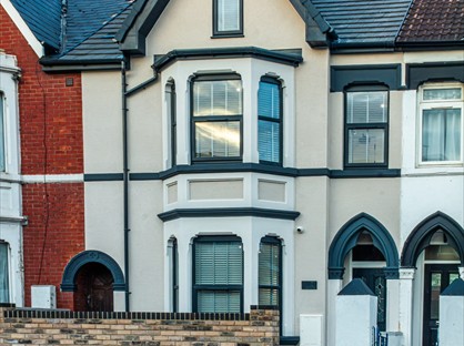 8 bed room for rent in Room in a Shared House, County Road, SN1