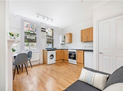 1 Bed Flat, Cleveland Street, W1T