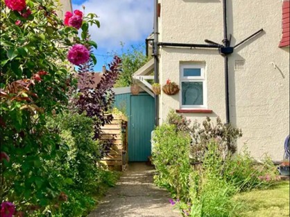 3 Bed Semi-Detached House, Eridge Green, BN7