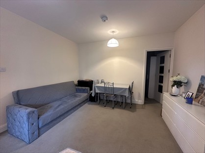 1 Bed Flat, Burlington Court, SL1