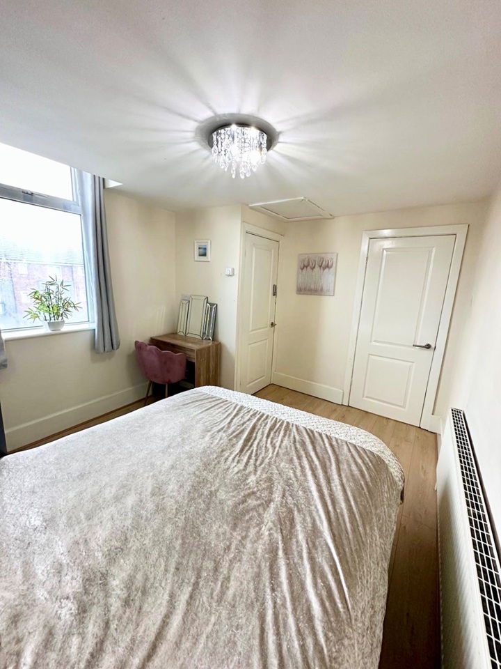 1 Bed Flat, Marmaduke Street, L7 photo 3