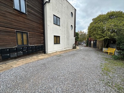 1 Bed Flat, Old Station Way, SW4