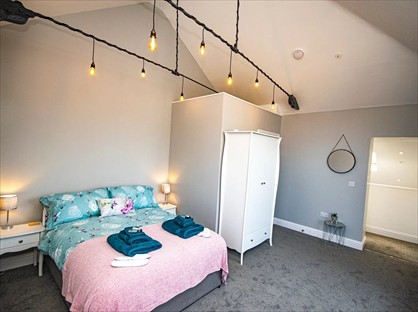 1 Bed Flat, Daniel Chambers, TR14