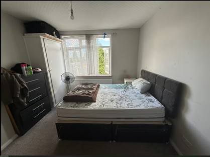 Room in a Shared House, Lake Avenue, RM13