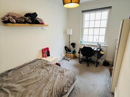 Room in a Shared House, Strutton Ground, SW1P