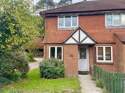2 Bed End Terrace, Victoria Gardens, BH24