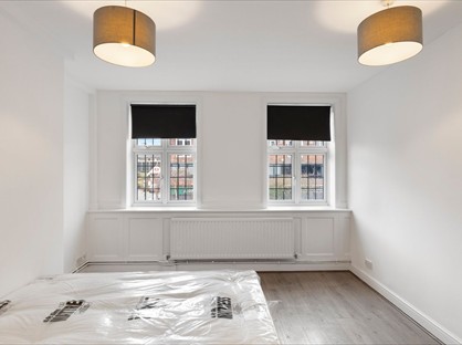 1 Bed Flat, Amy Road, RH8