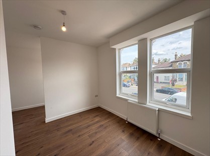 Studio Flat, Beulah Road, CR7