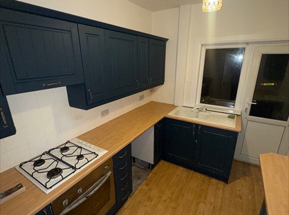 3 Bed Terraced House, Wesley Street, OL2