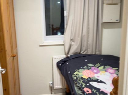 Room in a Shared House, Pickwick Close, TW4