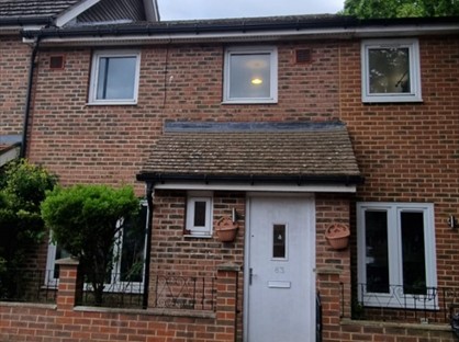 5 Bed Semi-Detached House, Blackburn Way, TW4