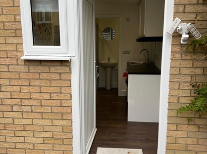 Studio Flat, Raft Way, MK4