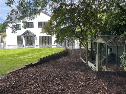 4 Bed Semi-Detached House, Melville House, CF3