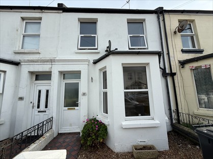 4 Bed Terraced House, Susans Road, BN21