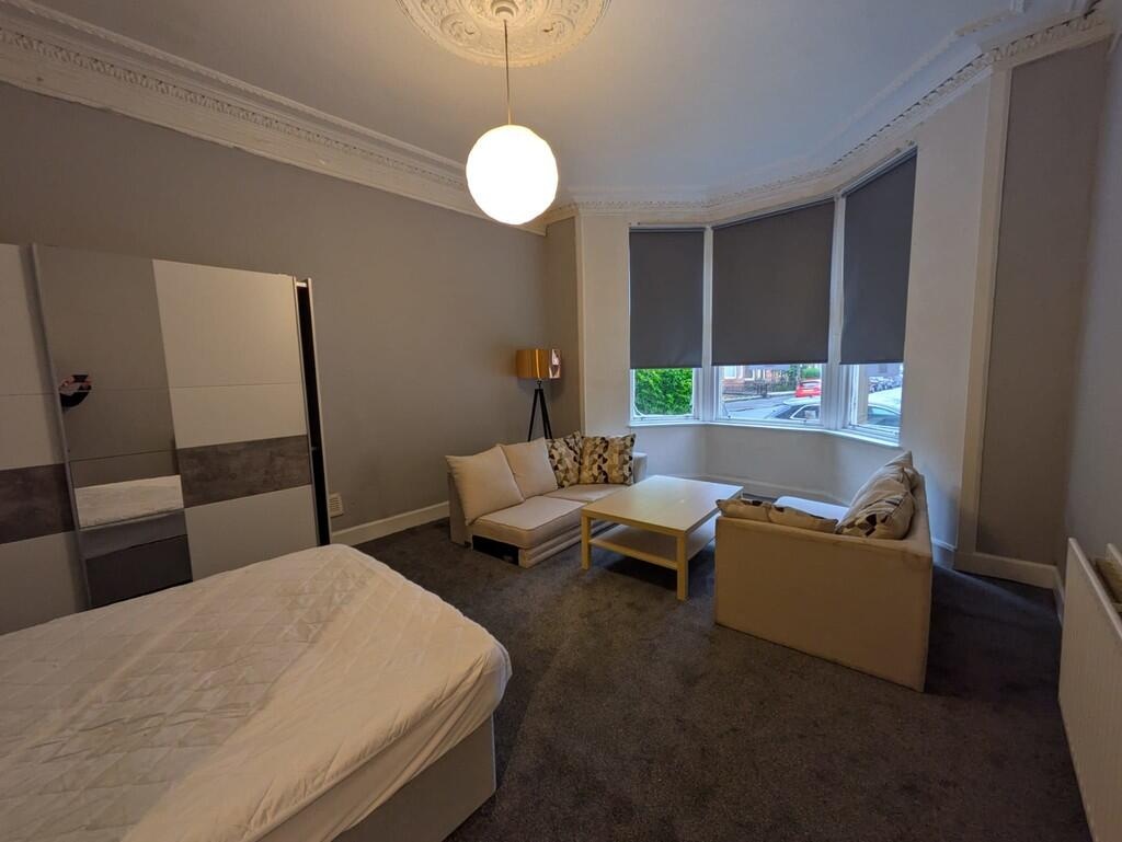 4 Bed Flat, West Princes Street, G4 photo 4