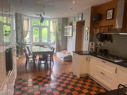 Room in a Shared House, Palmerston Crescent, N13