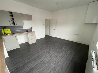 2 Bed Flat, Weston Road, ST3