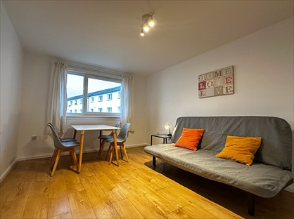 2 Bed Flat, Hailesland Grove, EH14