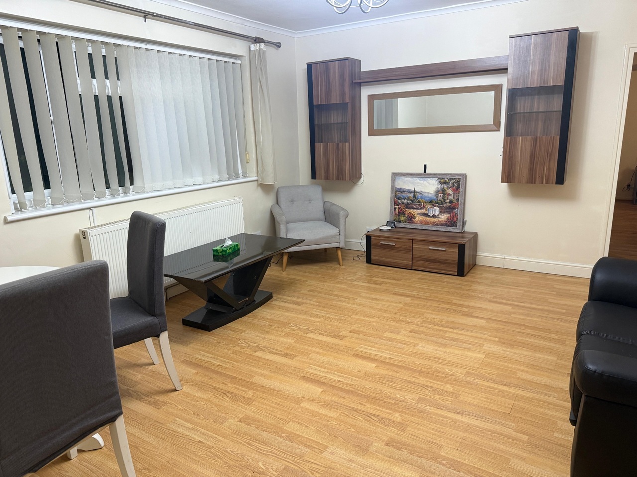 2 Bed Flat, Orlescote Road, CV4 photo 4