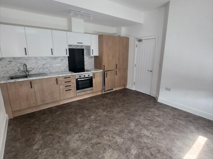 3 Bed Flat, Bath Road, BS4