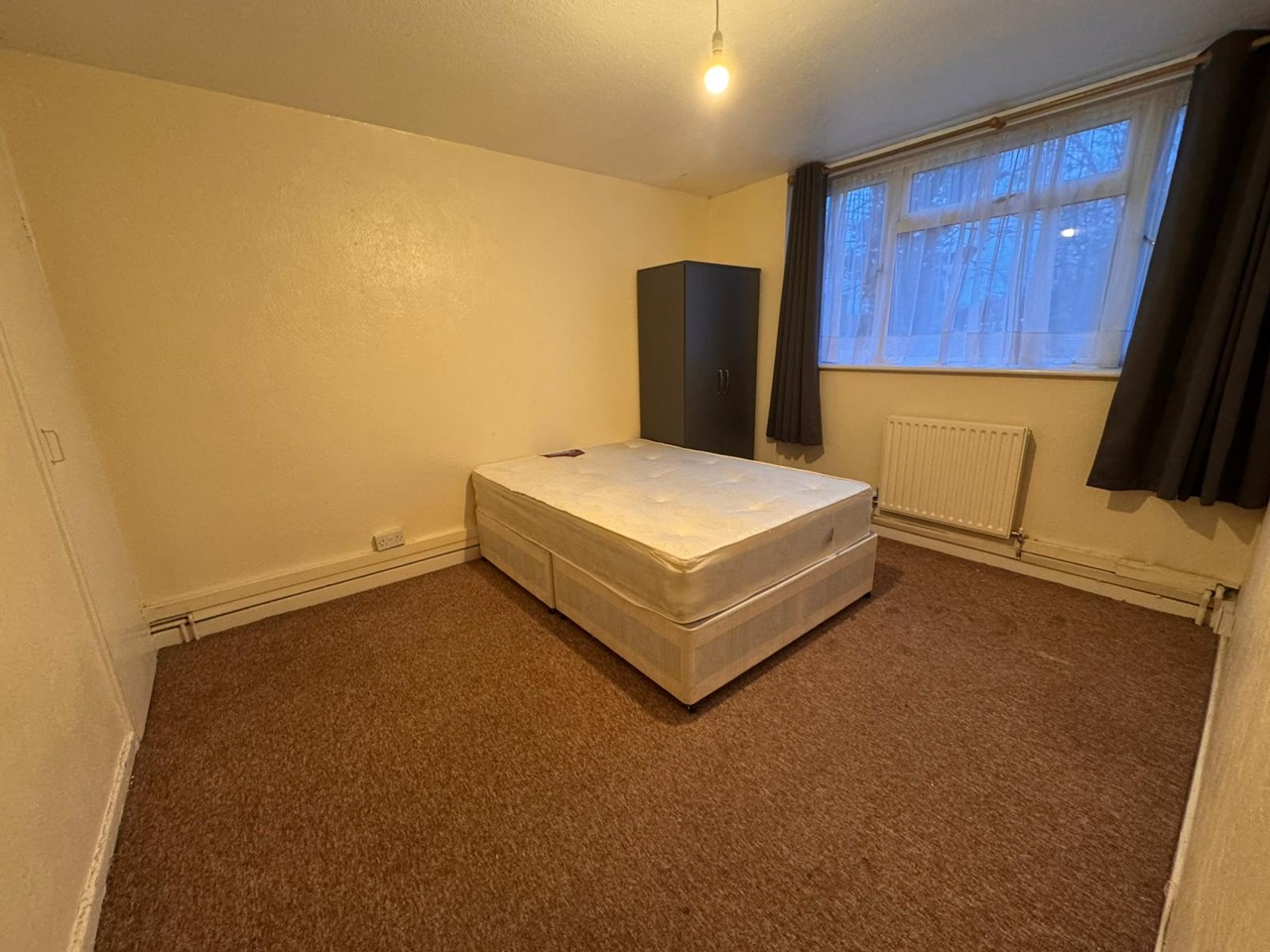 London - Room in a Shared House, Swinford Gardens, SW9 - To Rent Now ...