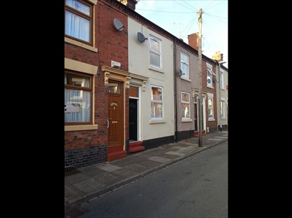2 Bed Terraced House, Woolrich Street, ST6