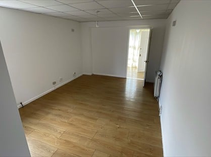 1 Bed Flat, Gorse Road, GU16