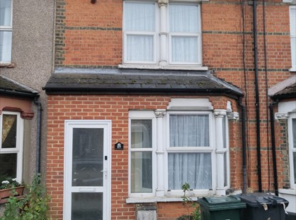 2 Bed Terraced House, Milton Road, DA10