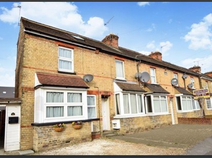 4 Bed Semi-Detached House, Grays Road, SL1