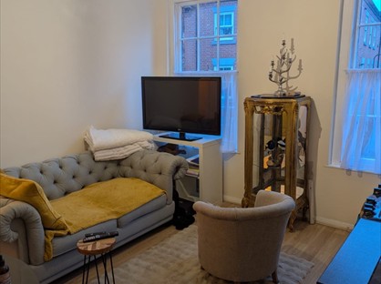 1 Bed Flat, Dodington, SY13