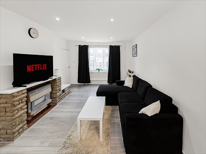 3 Bed Terraced House, Felixstowe Road, SE2