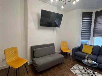 1 Bed Flat, Gladesmore Road, N15