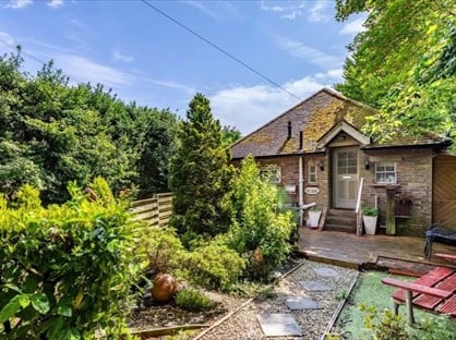 3 Bed Detached House, College Lane, RH19